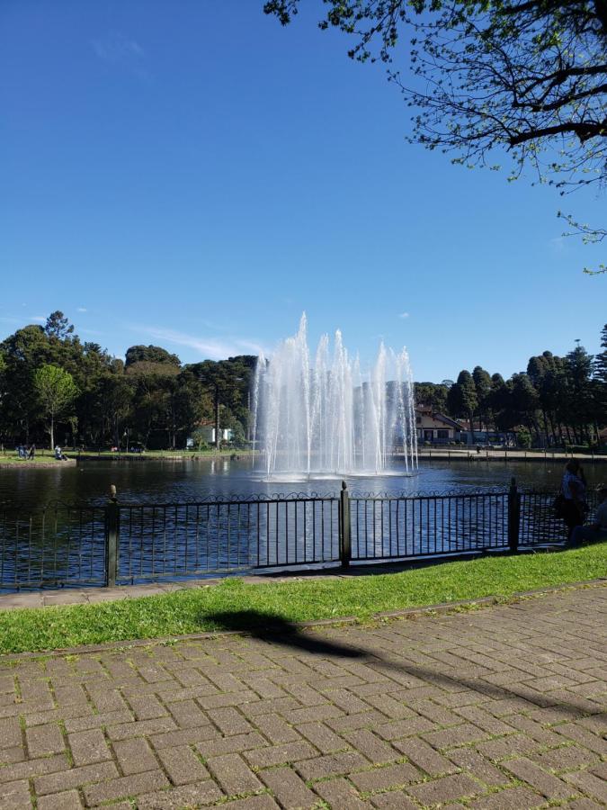 Lugar Encantador Com Patio, Proximo Ao Portico De Gramado Exterior photo